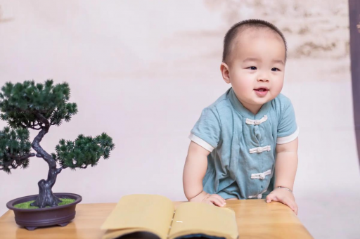 代怀包生男孩机构宝宝老上火怎么办